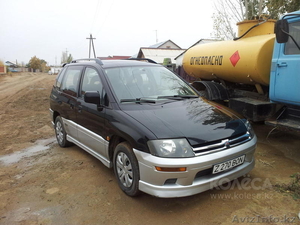 Продам Mitsubishi Space Runner 1999 г. #784508