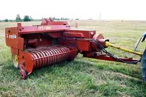 Пресс-подборщик тюковый   #793456