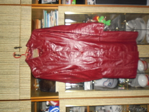 продам сюртуки женские из натур кожи и др женскую одежду #796635