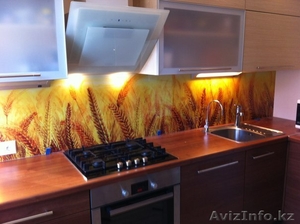  Стеклянные фартуки на кухню. Декоративные стеновые панели из стекла.  #828006