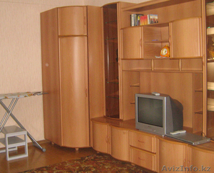 Сдам по суточно,  по часам 1-комнатную квартиру,  чистая. #417915