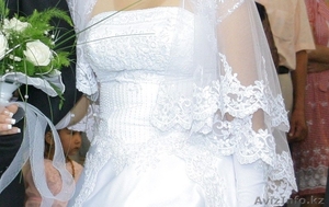 свадебное платье вышити бисероами и со стразами #833505