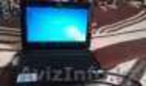 нетбук HP Mini красного цвета  #860856