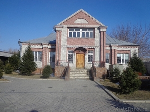 Срочно котеддж 3 уровня.ЦЕНТР  #889990