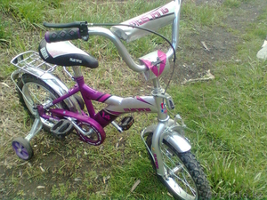 срочно продам детский коляску,  велосипед,  манеж,  кровать  #891558