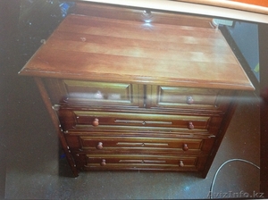 Камод из цельного дуба в нормальном состоянии. #890972