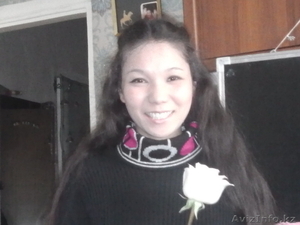 преподаю по шахматам и ИЗО,  истории изобразительного искусства.  #857253