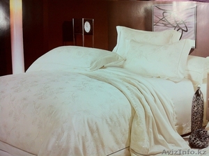 Постель из нежного сатина и изысканного шелка. #877794