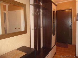 Сдам в аренду на длительный срок трехкомнатную квартиру в верхней части города. #893633