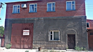 Два двухотажный здания  #496160