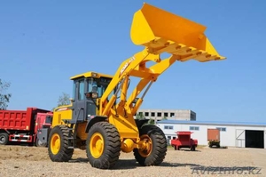 Фронтальный погрузчик марки LW300F #947940