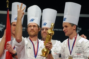 В столовую срочно требуются! #940869