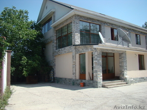 Продам срочно роскошный загородный дом с усадьбой вдоль горной реки! #952423