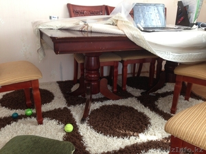 Продам стол: ширина 1 метр,  длина 1, 5,  также 6 стульев #963114