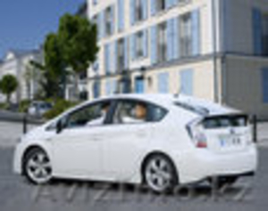 тойота приус гибрид #980370