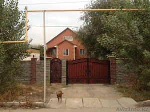 продам срочно 2х этажный дом  #976583