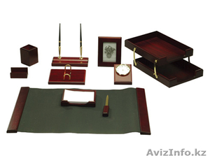 Продам Набор настольных аксессуаров из 10 предметов #970397