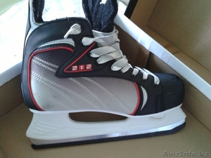 Продам коньки хоккейные новые 42 размера торг уместен #991706