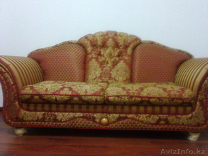 Срочно продам шикарный диван и два кресла.  #998823
