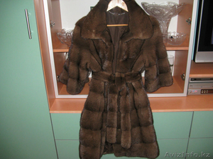 Продам шикарную шубку SAGA FURS #990151
