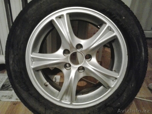 Продам колесо и диск на Субару в отличном состоянии. Срочно! Торг уместен #1006766