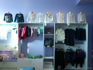 Продам торговое обрудованеи поможем взять бутик в аренду #1010661