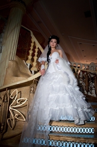 Продам шикарное свадебное платье от модного дизайнера Оксана Муха #1011975