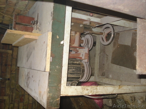 Продам деревообрабатывающий станок с рейсмусом   Фрезерный станок #1015258