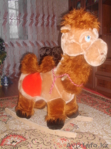 Игрушка верблюд-качалка #1016573