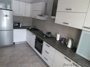 Изготовлю встроенные шкафы-купе Командор и кухни МДФ. #1023330