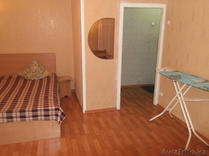 Меняю две полуторки - 1/5 ул.ауэзова15 3/5 33.32кв.м.с мебелью и бытовой техник #1024237