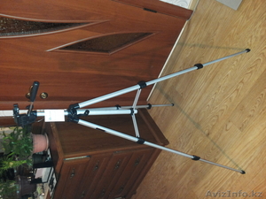 Продам штатив для фотокамер и видеооборудования #1041926