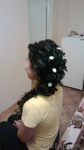 услуги по плетению различных видов кос (французские,  ажурные,  объемные и т.д.),   #1035020