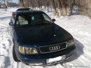 Ауди А6 1995г. седан,  2, 6 лит (бензин),  АКПП,  пробег 234000км, сини #1037827