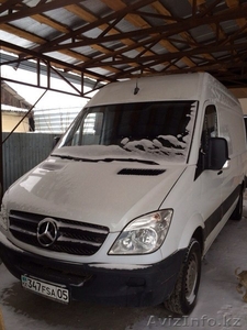 Mercedes-Benz Sprinter #1037803