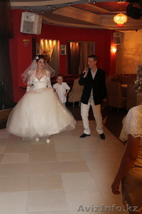 Ведущий и организатор Максим #1052968