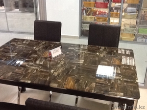 Стеклянные столы и стулья к ним #1066964