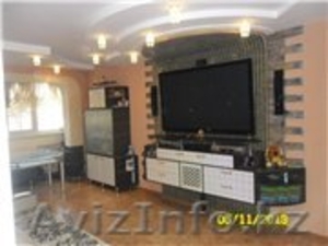 Срочно! продам! 3-комнатная квартира,  мкр №5,  М.Залки 39 — Куанышбаева #1089948