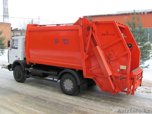 Мусоровоз с задней загрузкой ко-427-70 #1085287