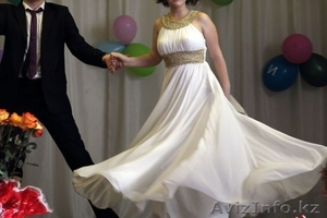 Продам платья вечерние белые по 20.000 тенге #1089653