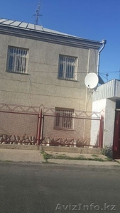 2-х этажный   частный   жилой  дом   в  мкр. Шапагат  добротный  дом  7- соток  #1109400