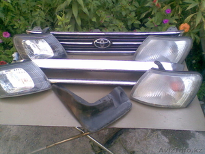 Toyota Caldina повторитель левый,  правый поворотник,  накладка порога правая #1115302