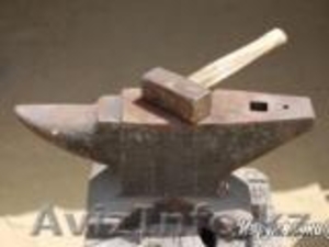 наковальня однорогая на подставке #1127868