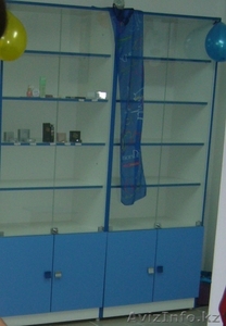 Стеллаж и витрина #1136777