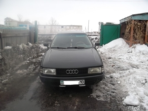 автомобиль Audi 80 #1129872