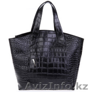 продам женскую сумку Furla #1136669