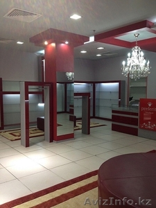 Яркое торговое оборудование #1156410