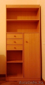 Продаю стол и шкаф,  за всё 17000 тг,  торг уместен,  самовывоз. #1170535