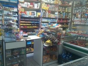 Продам действующий продуктовый магазин в микр.Жетысу-2 г.Алматы  #1176204