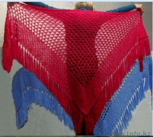 Продам шаль,  зимние шапочки #1185922